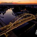 Luxury 24 * Győr