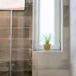 Luxury 24 * Győr