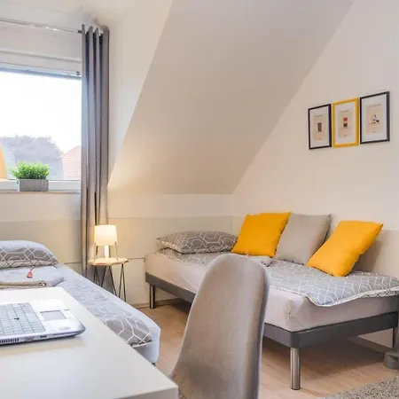 Luxury 24 Apartament