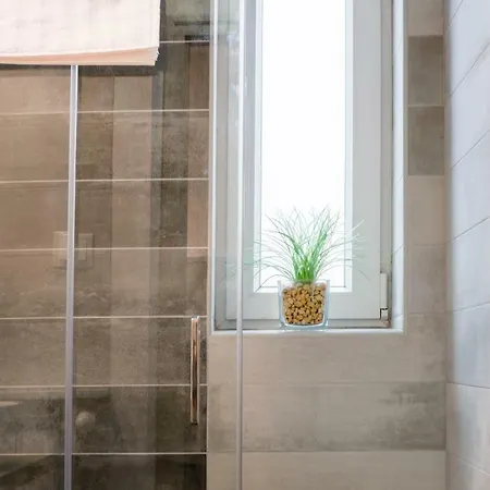 Luxury 24 * Yanıkkale