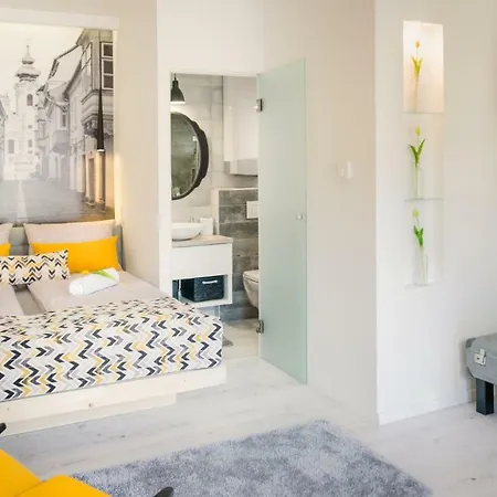 Luxury 24 * Yanıkkale