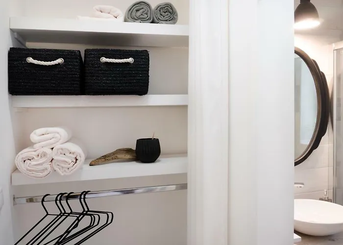 Luxury 24 Apartment *