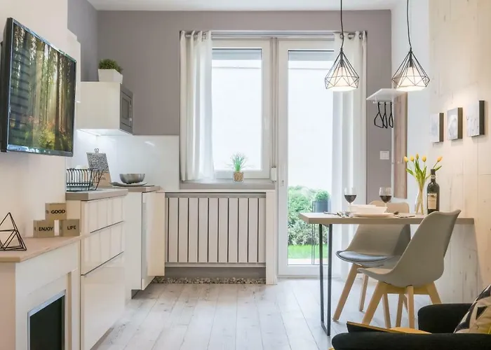 Luxury 24 Apartment *